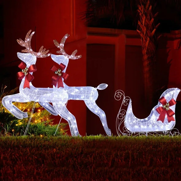 3-teiliges beleuchtetes Set mit 2 Rentieren und Schlitten, wetterfeste Weihnachtsdekoration für den Außenbereich mit Vorbeleuchtung
270 weiße LED-Lichter und Pfähle für Weihnachten im Freien, Feiertage im Innenbereich
Beleuchtete Weihnachtsdisplays mit De