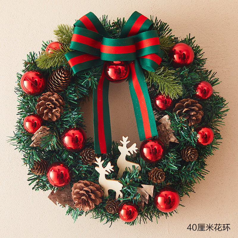 Weihnachtsdekorationen kreativ
Girlanden-Ornamente